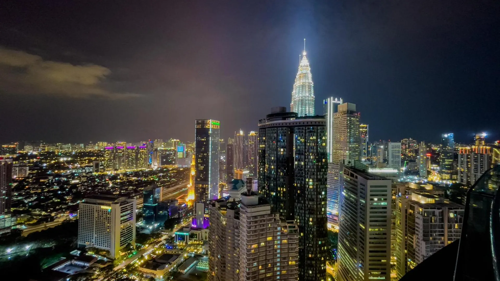 아파트 Kl Tower View Vortex Suite Klcc By Schien 쿠알라룸푸르